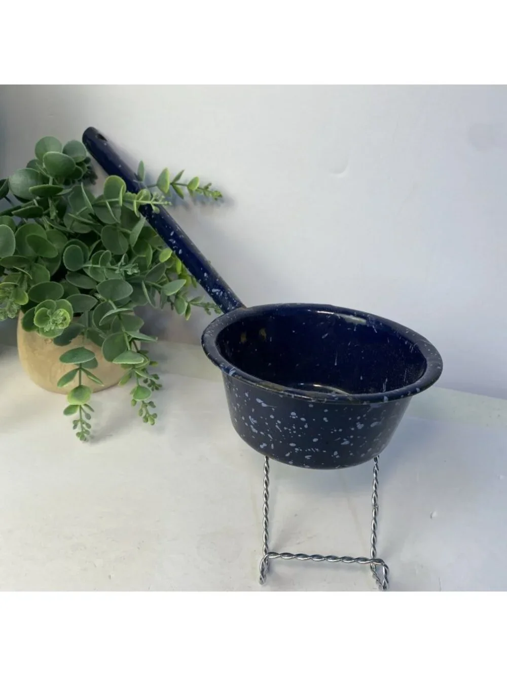 Vintage Blue Speckled Enamelware Farmhouse Dipper Ladle Decor Flat Bottom